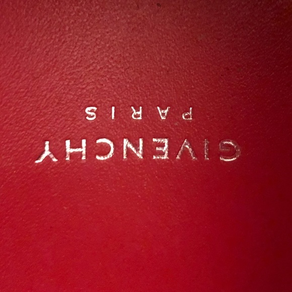 Givenchy Women Sneakers SIZE 41 - Picture 4 of 8